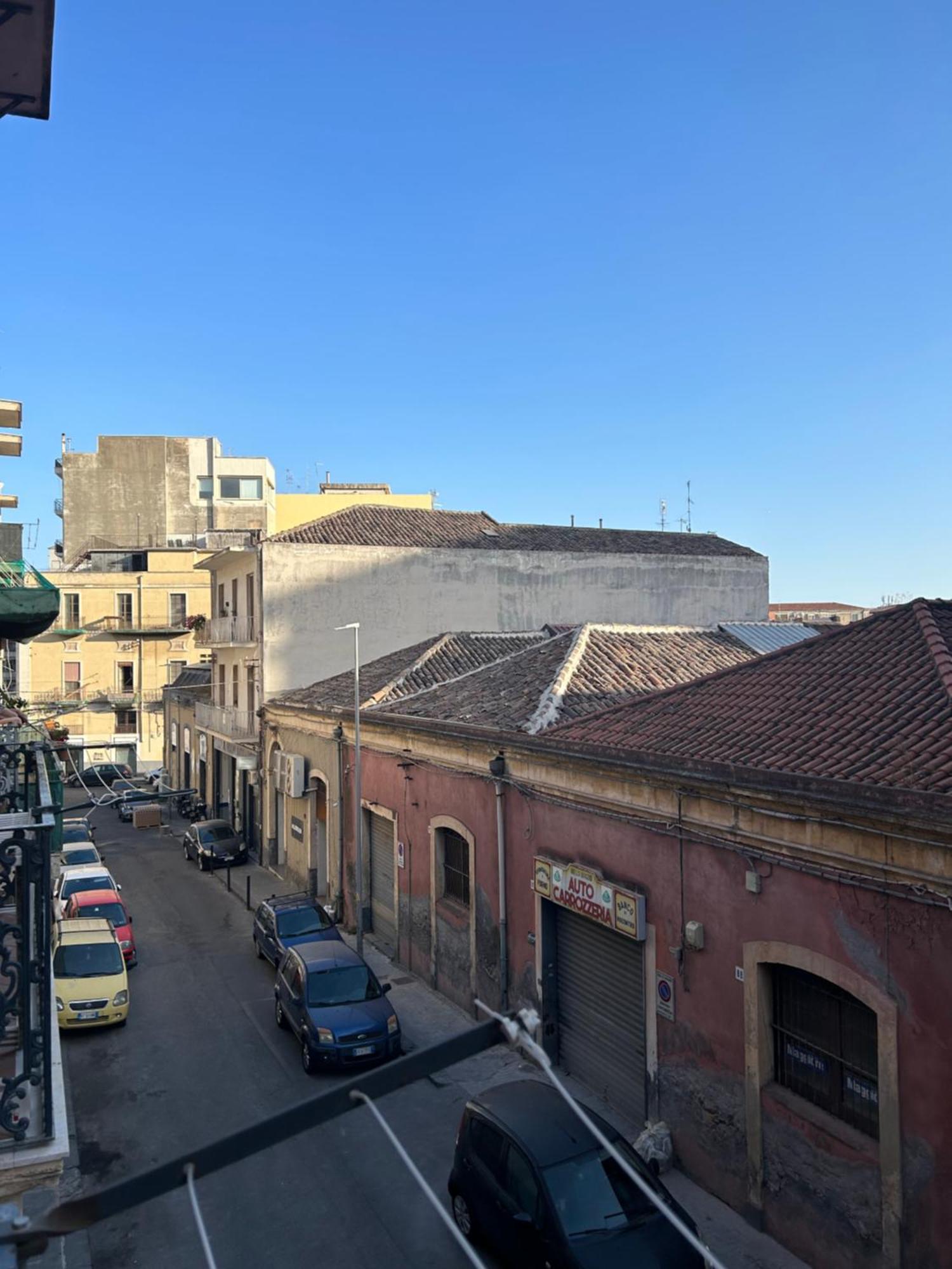 Central Station House Catania Bagian luar foto